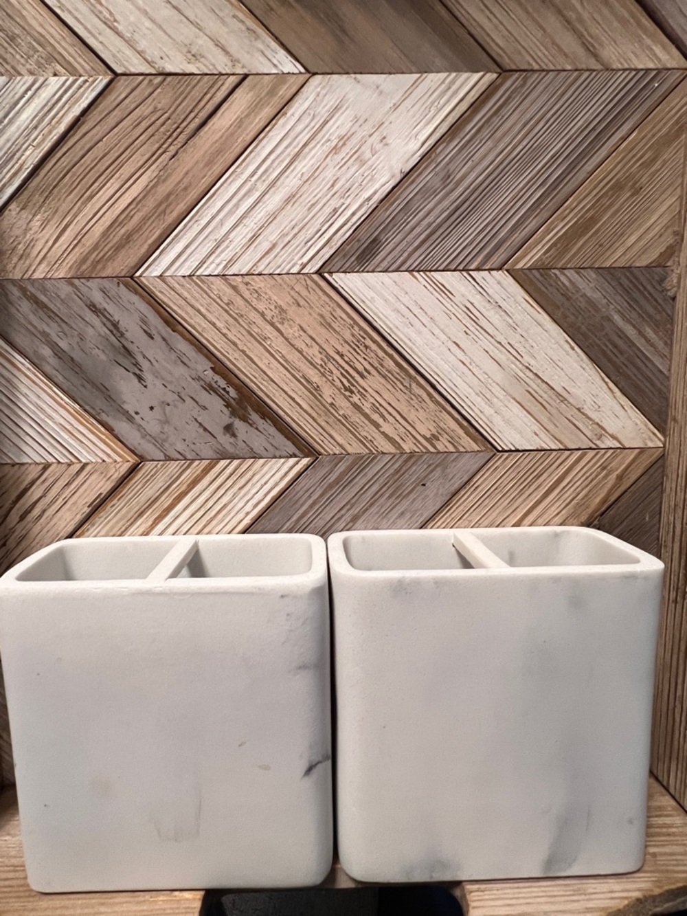Better Homes and Gardens White Bathroom Organizer Set - EUC Set of 2
